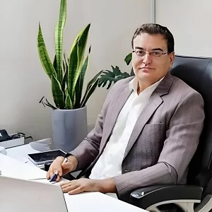 دکتر محمد بلاغی اینالویی جراح بینی در شیراز